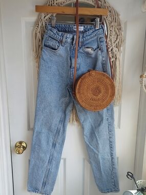 Zara  Distressed Mom Jeans